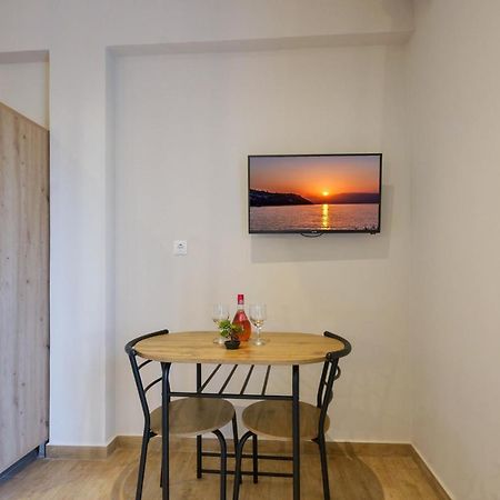 Ariadni Apartments Dassia Екстер'єр фото