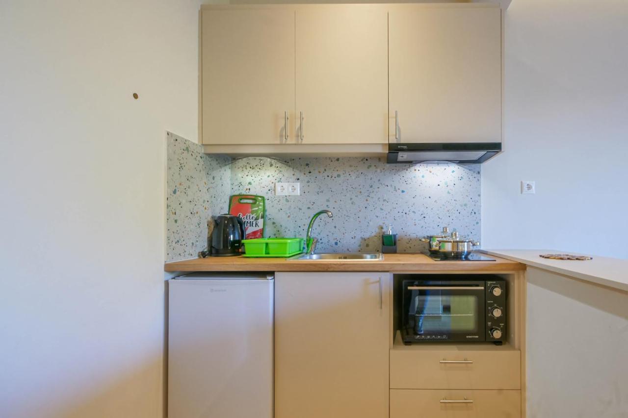 Ariadni Apartments Dassia Екстер'єр фото