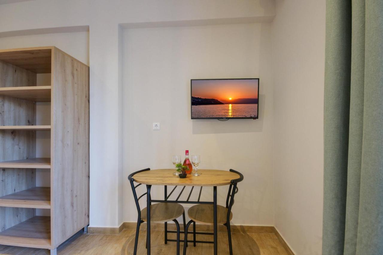 Ariadni Apartments Dassia Екстер'єр фото